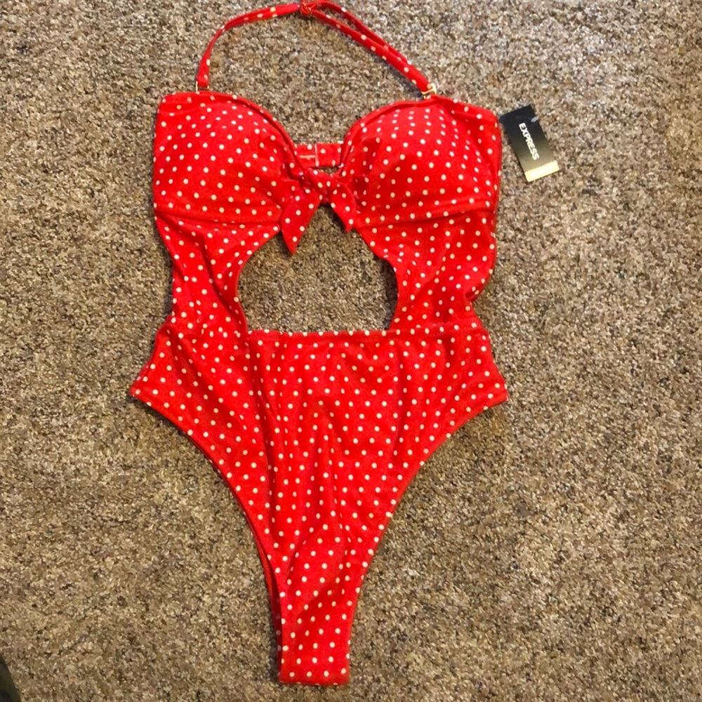 ❣️High Cut, Cut out One Piece Swimsuit❣️